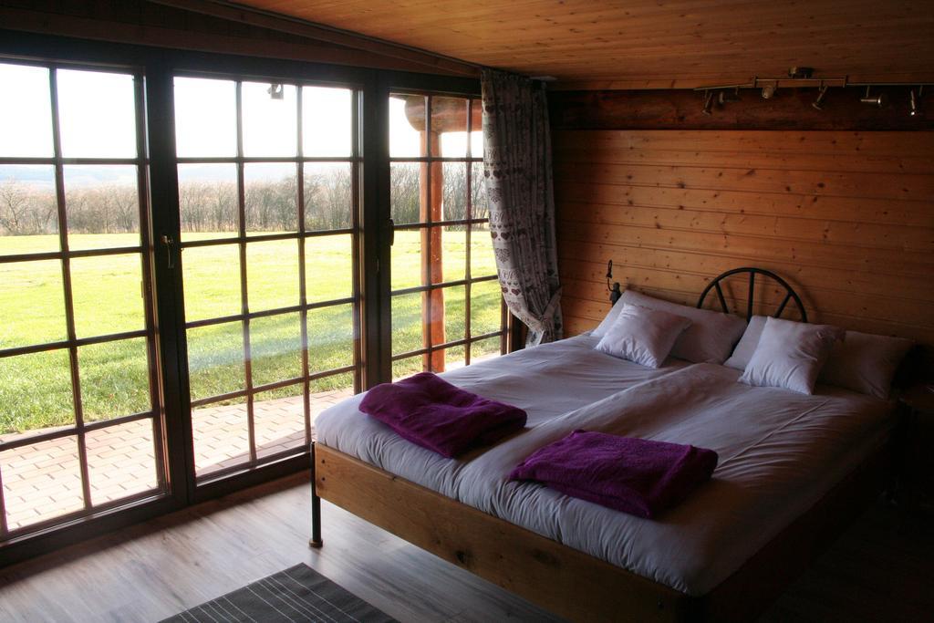 Dein Blockhaus Villa Gollenberg ภายนอก รูปภาพ