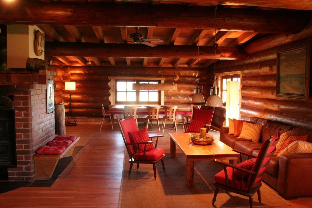 Dein Blockhaus Villa Gollenberg ภายนอก รูปภาพ