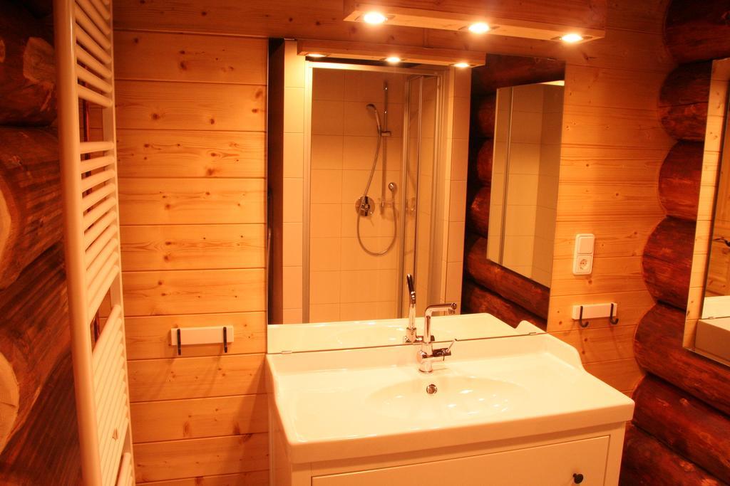 Dein Blockhaus Villa Gollenberg ภายนอก รูปภาพ